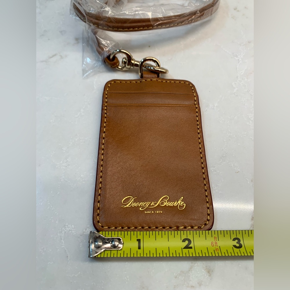 NWOT Dooney & Bourke Brown Leather Card Holder Lanyard - Picture 4 of 5
